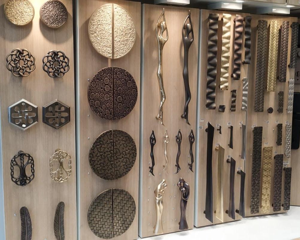 Complete Metolfa Pull Handle Collection - Door Handles Gurgaon